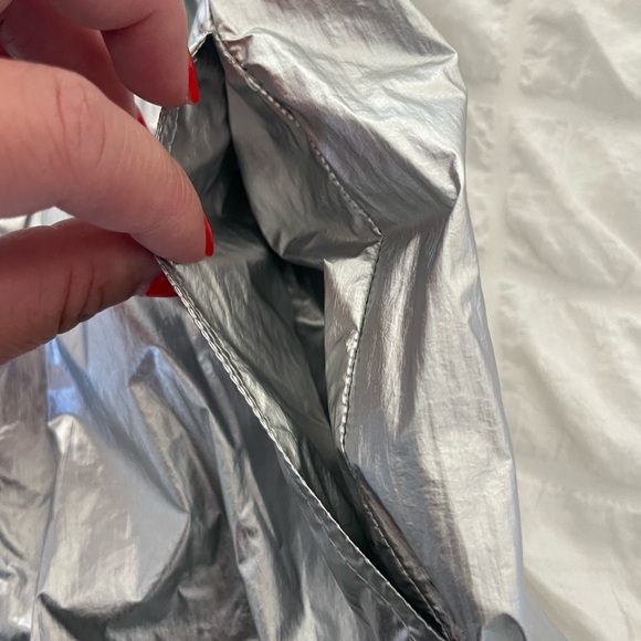 Urban Outfitters  silver metallic nylon cargo ballon pants - Picture 11 of 14